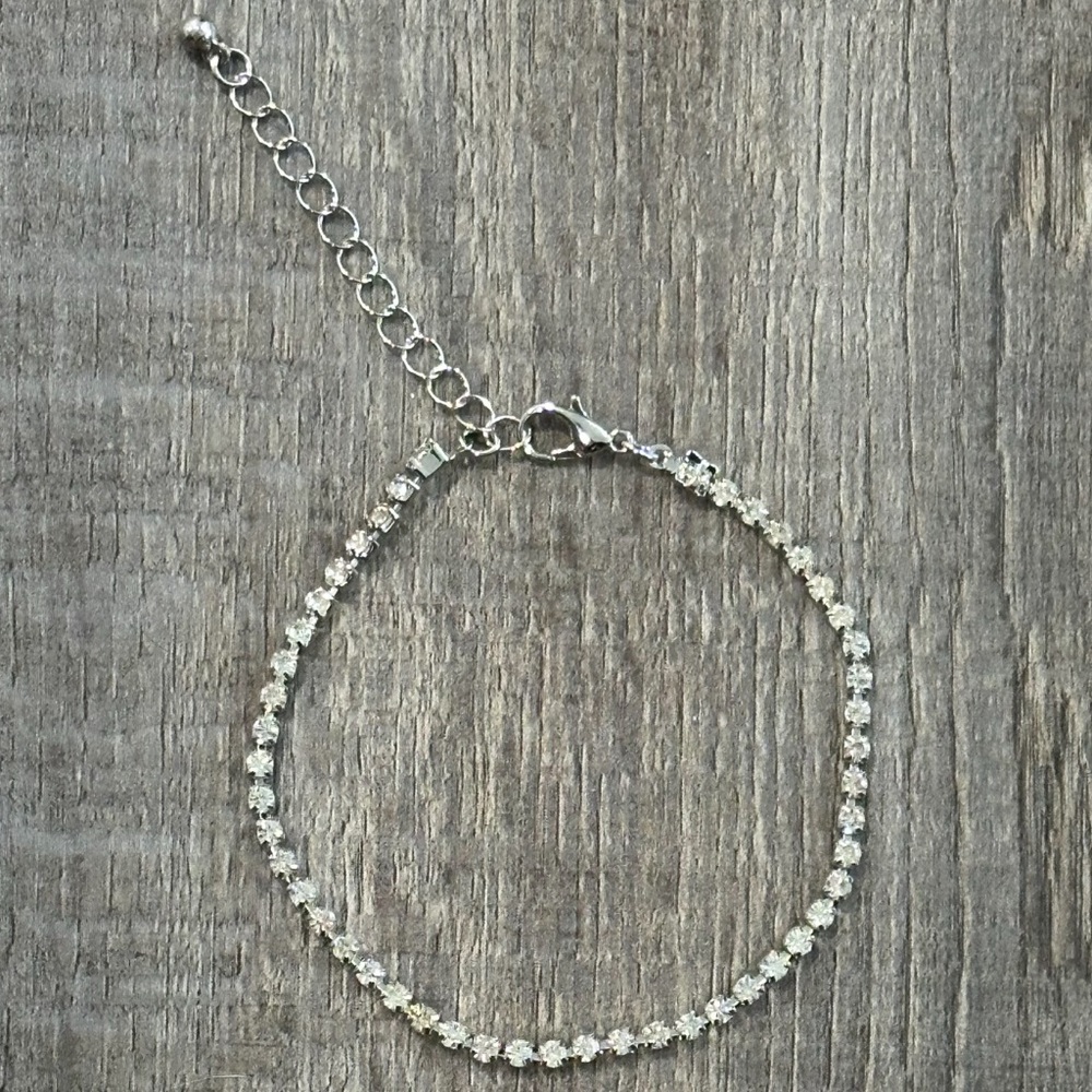 💞 New Silver Rhinestone Bracelet